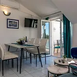 Appartement House Blace