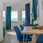 Appartement House